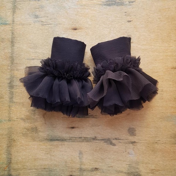 CATHERINE OSTI  šilko šifono rankogaliai 